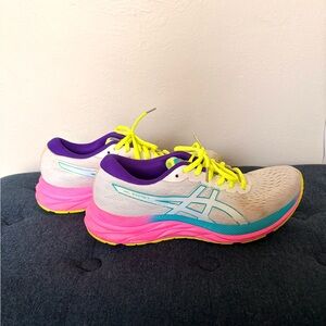 ASICS Gel Excite 7 Women’s Running Shoes – Size 9.5